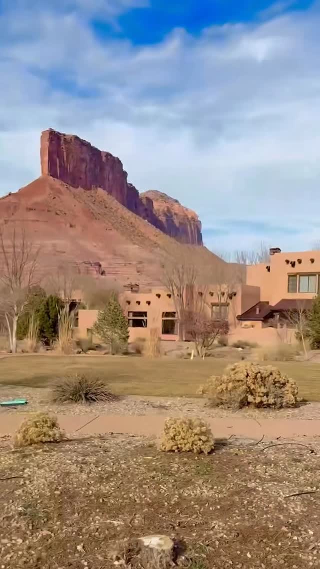 Stay tuned for an exciting Valentine’s Day collaboration with Gateway Canyons Resort! #ColoradoEvents #GatewayCanyons #ValentinesDay #WineDinner #VisitColorado